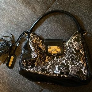Betsey Johnson purse bag chromatic black and cream